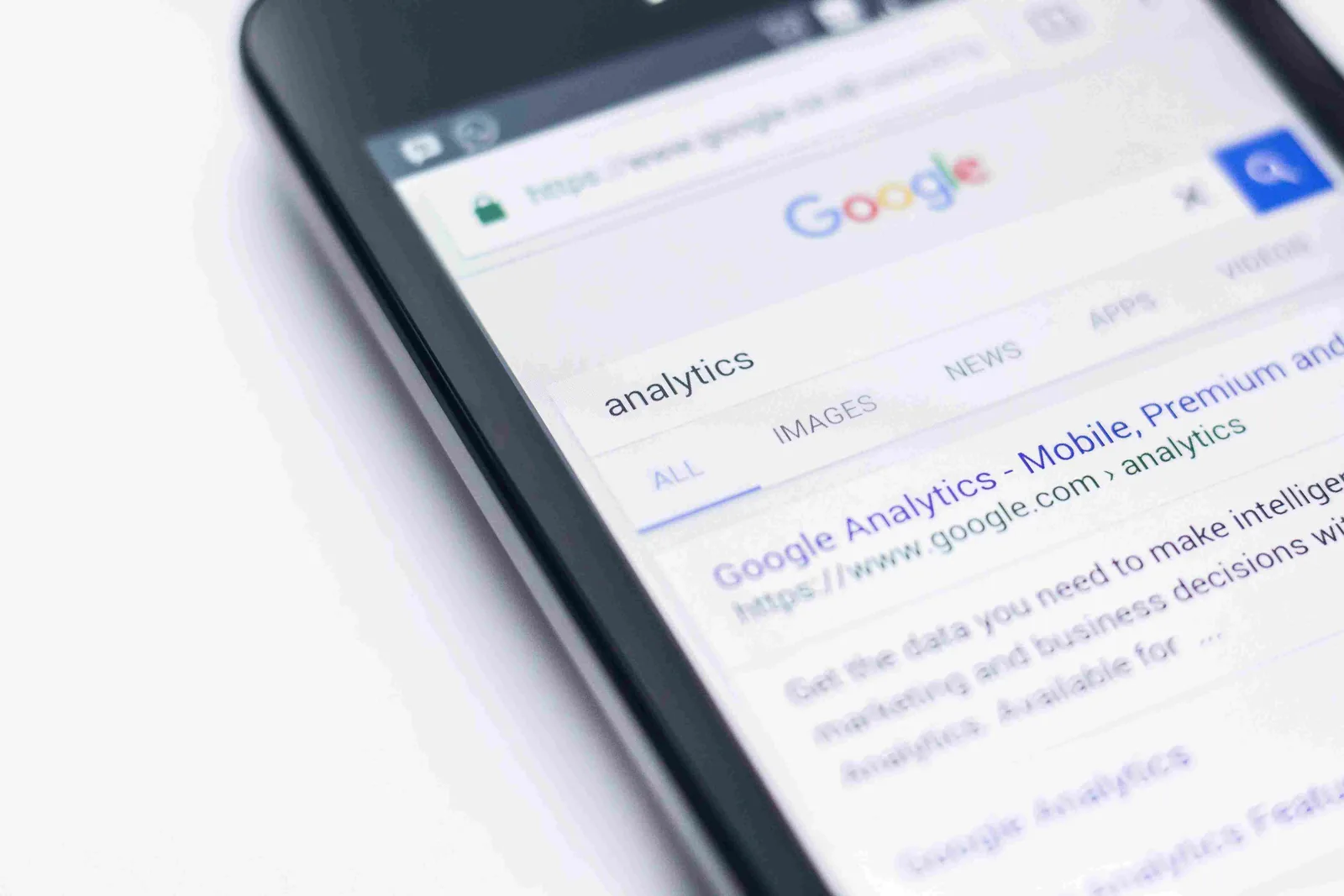 ChatGPT improves SEO and SEA